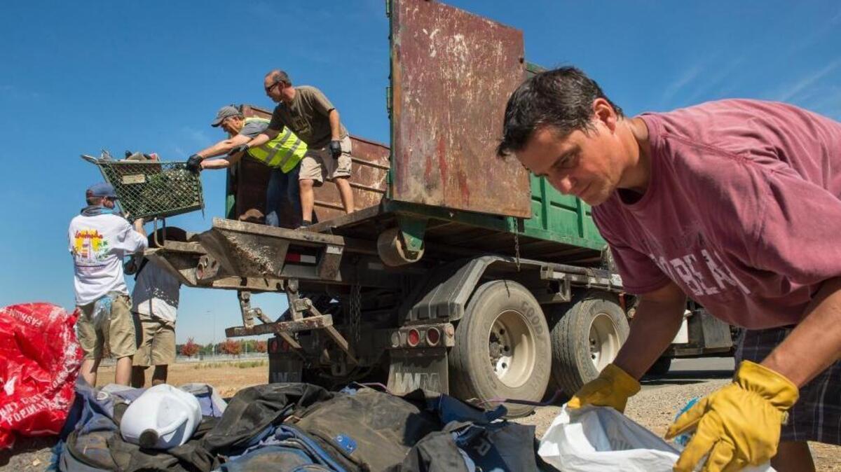 volunteers-needed-to-pick-up-trash-for-coastal-cleanup-day-sacramento-bee